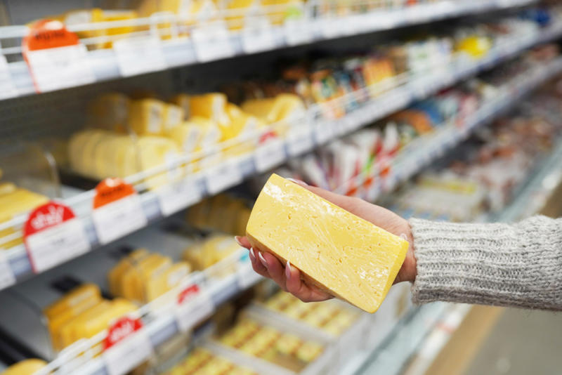 Trademark, Source product, Beginning with diet, Nutritious and colorful, Milk tint, Here comes the tone, Why so white?, Seasonal impact, Butter vs. cheese, Cheese glow-up, Not sustainable, Natural treasure, Cheese dye, We keep tinting, Personal preference