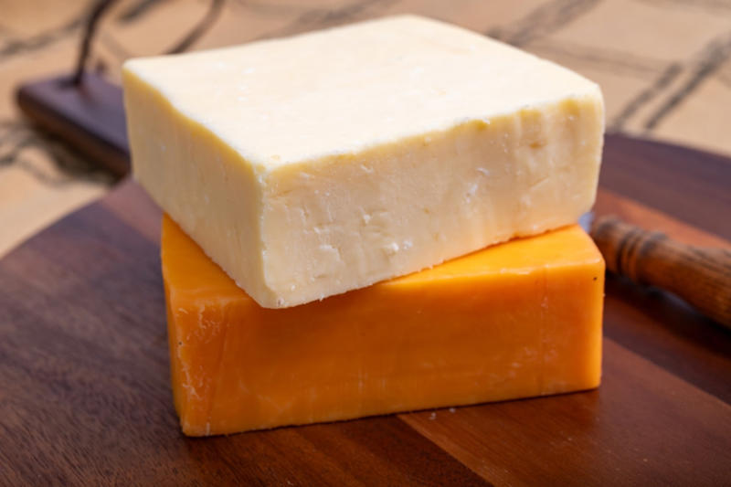 Trademark, Source product, Beginning with diet, Nutritious and colorful, Milk tint, Here comes the tone, Why so white?, Seasonal impact, Butter vs. cheese, Cheese glow-up, Not sustainable, Natural treasure, Cheese dye, We keep tinting, Personal preference