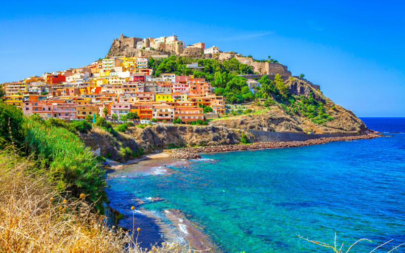 Sicily How did the scheme start?, Why sell the homes for €1?, The benefit to the town, So, what’s the catch?, What type of houses are on offer?, Who can take part?, Fine print for foreigners, Do you have to live in it?, You’ll be on the clock, You need to pay a guarantee, So, how much will it cost?, Bidding wars, So where can I buy a €1 house?, Sardinia, Emilia-Romagna, Campania