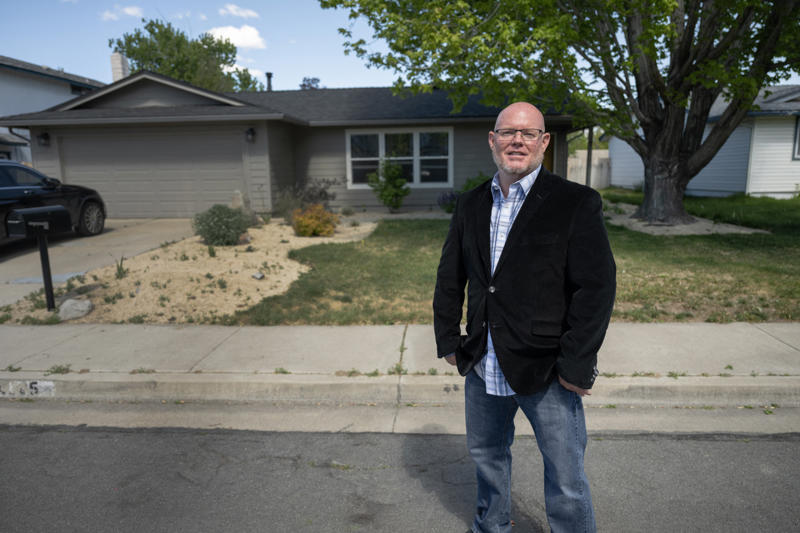 Financial strife What qualifies as middle class?, Wage increases are disproportionate, Financial strife, Low expectations, Which 23 states are listed?, Colorado, Delaware, Illinois, Minnesota, New Hampshire, New York, Virginia