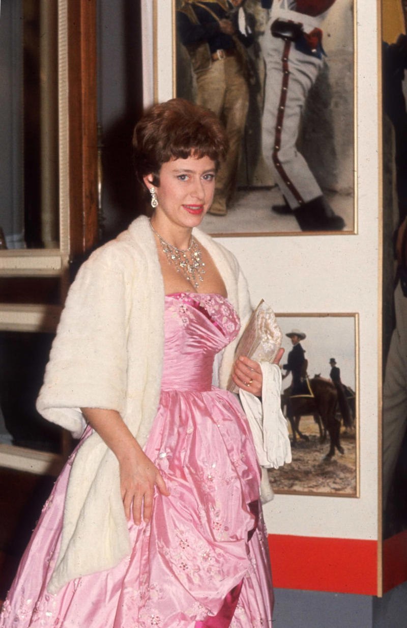 Princess Margaret Princess Elizabeth and Princess Margaret, Princess Margaret, Queen Elizabeth II, Princess Anne, Princess Diana, Catherine, Princess of Wales, Meghan Markle