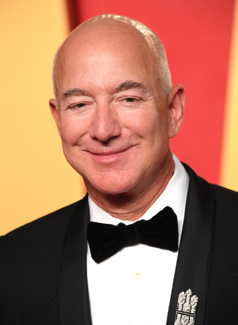2. Jeff Bezos 30. Daymond John, 29. Vera Wang, 28. Ratan Tata, 27. Adam D’Angelo, 26. Beyoncé, 24. Ritesh Agarwal, 23. Adam Neumann, 22. Ted Turner, 21. Kevin Systrom, 20. Richard Branson, 18. Jack Dorsey, 16. Reed Hastings, 14. Garrett Camp, 12. Steve Jobs, 10. Jack Ma, 8. Michael Dell, 6. Bill Gates, 4. Larry Ellison, 2. Jeff Bezos