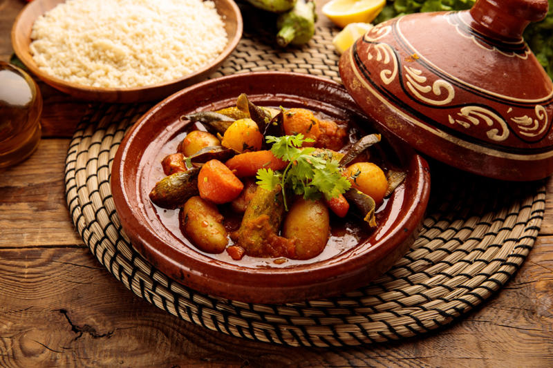 Tagine (Morocco, Tunisia, Algeria) Tagine (Morocco, Tunisia, Algeria), Bazin (Libya), Banku (Ghana), Chakalaka (South Africa), Akara (West Africa), Haraimi (Libya), Bunny Chow (South Africa), Zanzibar pizza (Tanzania), Braai (South Africa), Suya (Nigeria), Injera (Ethiopia, Eritrea), Mafe (West Africa), Pastilla (Morocco), Doro Wat (Ethiopia), Fufu (West Africa), Gorraasa (Sudan)