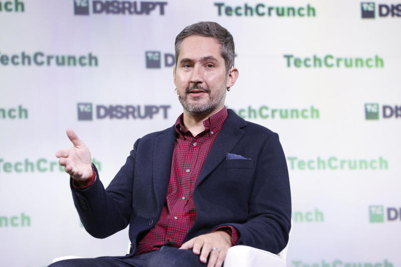 21. Kevin Systrom 30. Daymond John, 29. Vera Wang, 28. Ratan Tata, 27. Adam D’Angelo, 26. Beyoncé, 24. Ritesh Agarwal, 23. Adam Neumann, 22. Ted Turner, 21. Kevin Systrom, 20. Richard Branson, 18. Jack Dorsey, 16. Reed Hastings, 14. Garrett Camp, 12. Steve Jobs, 10. Jack Ma, 8. Michael Dell, 6. Bill Gates, 4. Larry Ellison, 2. Jeff Bezos