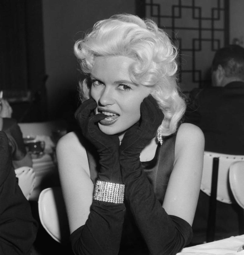 What's in a name?, Natural performer, Working girl, Serial bride, Deception, Swimming pool, Pretty in pink, Beauty pageants, Custody battle, Working man's Monroe, A close call