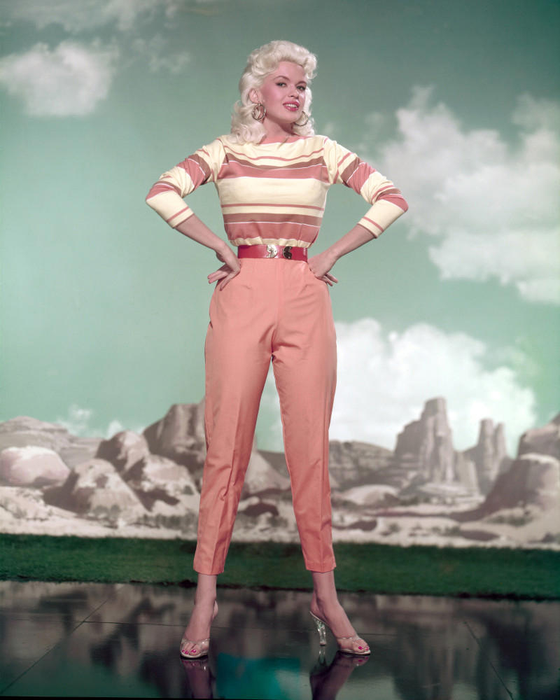 What's in a name?, Natural performer, Working girl, Serial bride, Deception, Swimming pool, Pretty in pink, Beauty pageants, Custody battle, Working man's Monroe, A close call