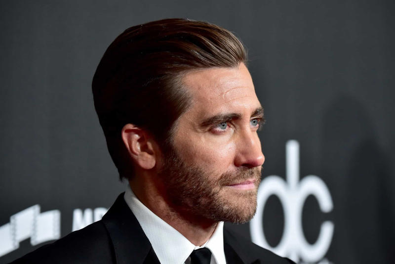 Jake Gyllenhaal Lady Gaga, Nick Kroll, Edward Norton, Bella and Gigi Hadid, The Smith siblings, Chevy Chase, Nicola Peltz, Taylor Swift, Sigourney Weaver, Anderson Cooper, Glenn Close, Lily-Rose Depp, The Kardashians, Jake Gyllenhaal, Paris Hilton, Balthazar Getty