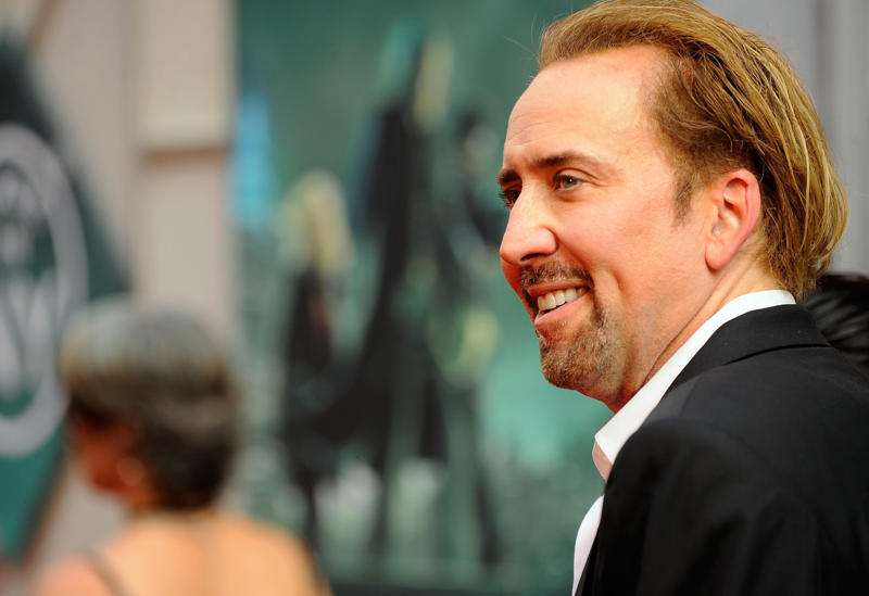 Emma Stone, Nicolas Cage, Al Pacino, Katy Perry, Tom Cruise, Jessica Chastain, Robert Downey Jr., John Travolta, Christina Aguilera, Demi Moore, Chris Rock, Kristen Stewart, Whoopi Goldberg, Mark Wahlberg, Charlize Theron, Lindsay Lohan, Steven Tyler, Michael J. Fox, Arnold Schwarzenegger, David Bowie, Ryan Gosling, Avril Lavigne, Nicole Kidman, Jude Law, Gisele Bündchen, Ozzy Osbourne, Kelly Osbourne, Keanu Reeves, Catherine Zeta-Jones, Kate Winslet, Russell Crowe, Colin Farrell, Elton John, Harry Styles, Naomi Watts, Pierce Brosnan, Daniel Radcliffe, Orlando Bloom, Ringo Starr, Boy George