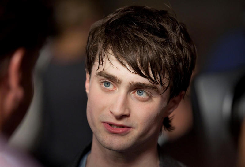 Emma Stone, Nicolas Cage, Al Pacino, Katy Perry, Tom Cruise, Jessica Chastain, Robert Downey Jr., John Travolta, Christina Aguilera, Demi Moore, Chris Rock, Kristen Stewart, Whoopi Goldberg, Mark Wahlberg, Charlize Theron, Lindsay Lohan, Steven Tyler, Michael J. Fox, Arnold Schwarzenegger, David Bowie, Ryan Gosling, Avril Lavigne, Nicole Kidman, Jude Law, Gisele Bündchen, Ozzy Osbourne, Kelly Osbourne, Keanu Reeves, Catherine Zeta-Jones, Kate Winslet, Russell Crowe, Colin Farrell, Elton John, Harry Styles, Naomi Watts, Pierce Brosnan, Daniel Radcliffe, Orlando Bloom, Ringo Starr, Boy George
