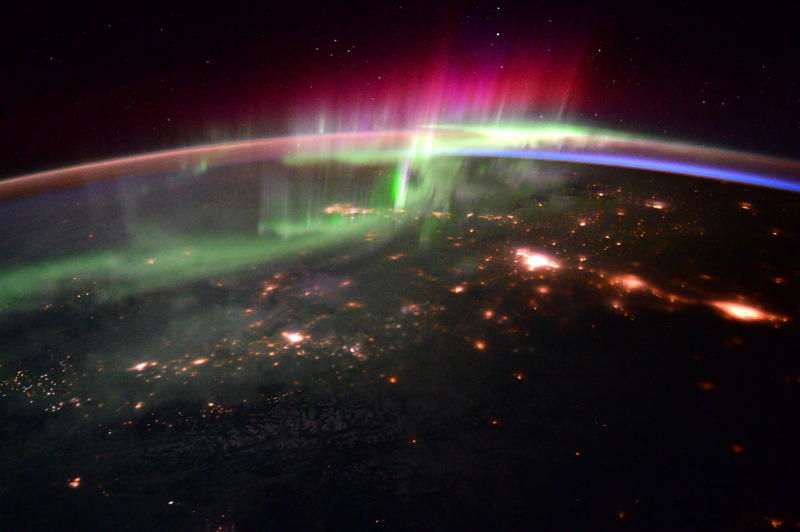 Northern Lights Blastoff!, Staying healthy, Drifting, Northern Lights, Preparing for deliveries, Spacewalk, Space music, Fish-eye effect, Basic hygiene, Team work, Munchies, Tragedy looming, Space tourist