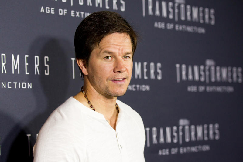 Emma Stone, Nicolas Cage, Al Pacino, Katy Perry, Tom Cruise, Jessica Chastain, Robert Downey Jr., John Travolta, Christina Aguilera, Demi Moore, Chris Rock, Kristen Stewart, Whoopi Goldberg, Mark Wahlberg, Charlize Theron, Lindsay Lohan, Steven Tyler, Michael J. Fox, Arnold Schwarzenegger, David Bowie, Ryan Gosling, Avril Lavigne, Nicole Kidman, Jude Law, Gisele Bündchen, Ozzy Osbourne, Kelly Osbourne, Keanu Reeves, Catherine Zeta-Jones, Kate Winslet, Russell Crowe, Colin Farrell, Elton John, Harry Styles, Naomi Watts, Pierce Brosnan, Daniel Radcliffe, Orlando Bloom, Ringo Starr, Boy George