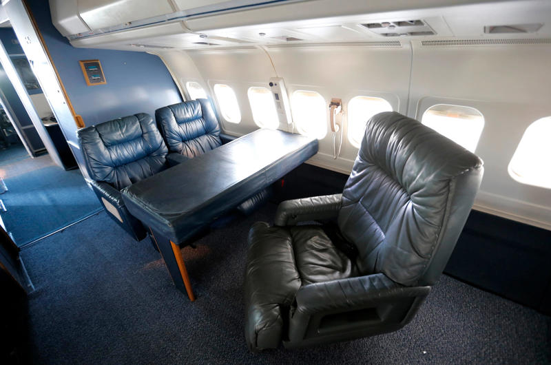It featured a VIP cabin with 10 seats and a main cabin with 32 first-class seats. Vice President Al Gore decorated the VIP cabin with family photos., The cabin also featured a clock with different time zone displays., Mike Pence's staff decorated Air Force Two for his birthday in 2017., Kamala Harris also celebrated birthdays on the plane., Second gentleman Doug Emhoff traveled aboard Air Force Two, as well., The press area features TV screens that can play cable news.