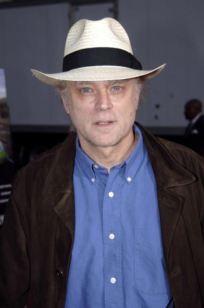 Brad Dourif Vicent Price, Vincent Price, Anthony Hopkins, Mads Mikkelsen, Tim Curry, Bill Skarsgård, Boris Karloff, Max Schreck, Christopher Lee, Brad Dourif, Helena Bonham Carter, Terence Stamp, Joaquin Phoenix, Steve Buscemi, Billy Bob Thornton, Crispin Glover