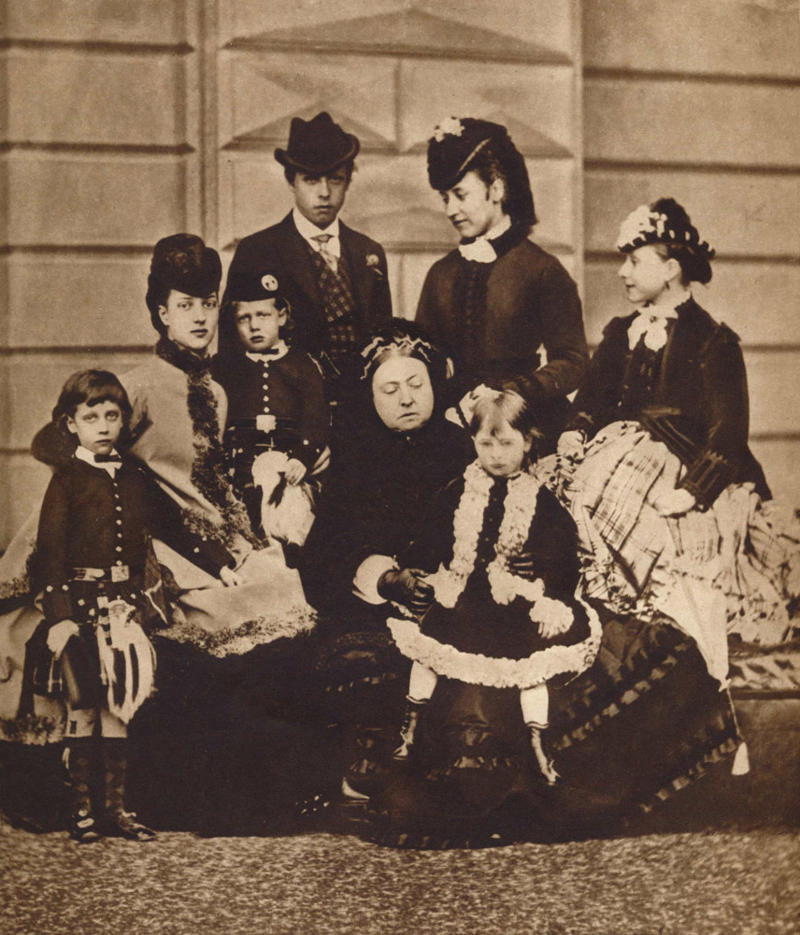 The grandchildren Queen Victoria, Reshaping Europe, A plan for peace, Strategic marriages, The German strategy, A divided Germany, Prince Arthur, Princess Alice, Prince Leopold, Prince Alfred, Union with Russia, Links to Greece, The grandchildren, King George V, Alexandra Feodorovna, Russian Revolution, Princess Marie, World War I, Modern royal marriages