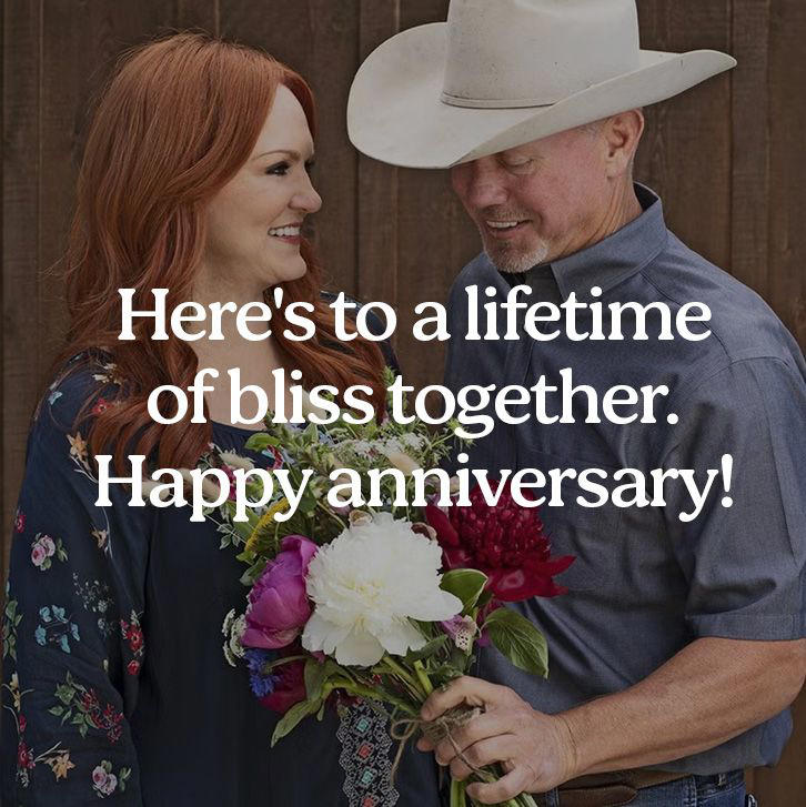 Romantic Anniversary Messages, Funny Anniversary Messages, Milestone Anniversary Quotes, Cute Anniversary Quotes for Couples and Friends, Famous Anniversary Quotes, Anniversary Messages for Parents