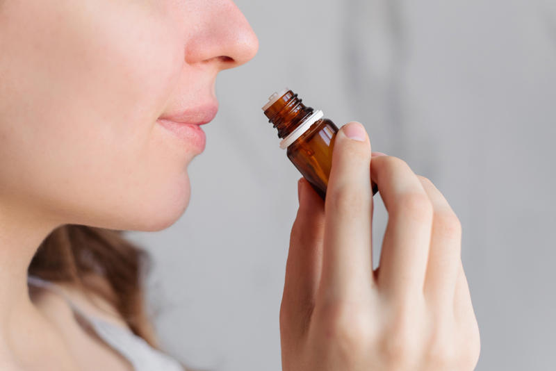 Use aromatherapy What is serotonin?, Why are serotonin levels important?, Low levels of serotonin, What causes a lack of serotonin?, What role does serotonin play in the body?, Exercise regularly, Get more light, Try a supplement, Hug your pet, Socialize with loved ones, Manage caffeine intake, Listen to calming music or read positive affirmations, Use aromatherapy, Practice positive thinking