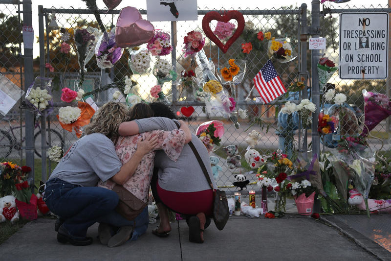 6. Gun violence 2. Diverse nature, 4. Low taxation, 6. Strong currency, 8. Diversity, 2. Poverty, 4. Paid time off, 6. Gun violence, 8. Education costs, 10. Life expectancy, 12. Climate change, 14. Obesity, 16. Political divisiveness