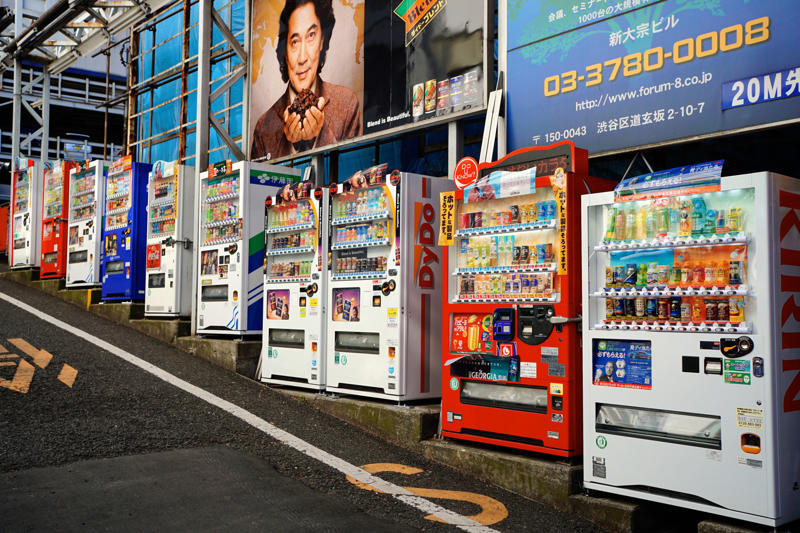 Lots of vending machines...selling lots of things! Lots of vending machines...selling lots of things!, Free tissues, Limited edition Kit Kats, You can stay at a capsule hotel, Quirky and utterly expensive fruits, Fake display food, Maid/butler cafés, Randoseru backpacks, Automatic taxi doors, Foothbaths everywhere, Drinking in public, Wet towels, Wearing a mask is common, Elevator girls