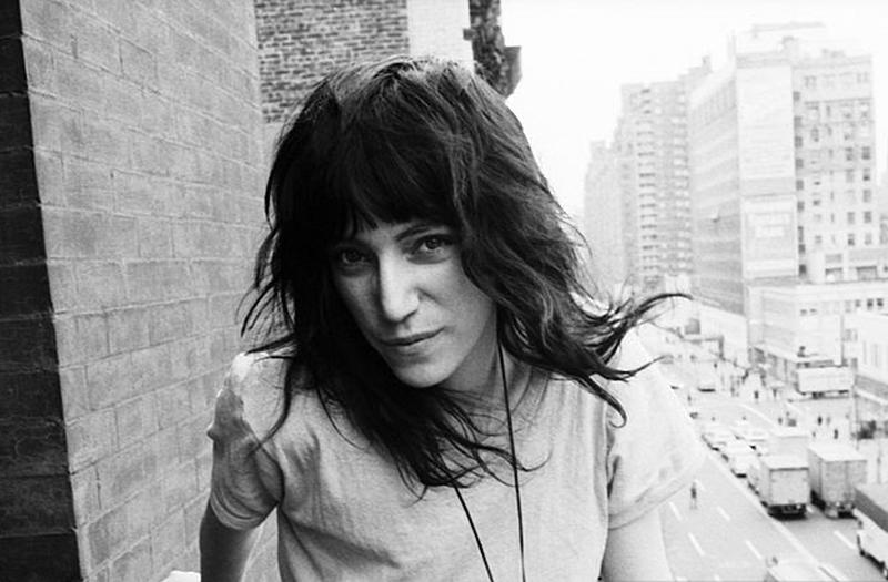 Christine McVie, Debbie Harry, Joan Jett, Gwen Stefani, Patti Smith, Shirley Manson, Chrissie Hynde, Courtney Love, Dolores O'Riordan, Grace Slick, Brody Dalle, Lita Ford, Sinéad O'Connor, Florence Welch, PJ Harvey