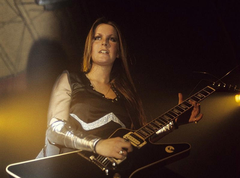 Christine McVie, Debbie Harry, Joan Jett, Gwen Stefani, Patti Smith, Shirley Manson, Chrissie Hynde, Courtney Love, Dolores O'Riordan, Grace Slick, Brody Dalle, Lita Ford, Sinéad O'Connor, Florence Welch, PJ Harvey