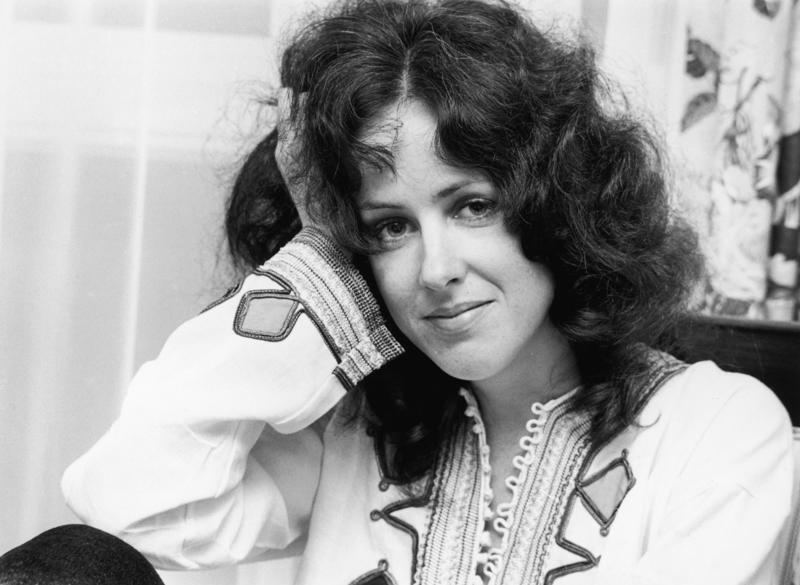 Christine McVie, Debbie Harry, Joan Jett, Gwen Stefani, Patti Smith, Shirley Manson, Chrissie Hynde, Courtney Love, Dolores O'Riordan, Grace Slick, Brody Dalle, Lita Ford, Sinéad O'Connor, Florence Welch, PJ Harvey