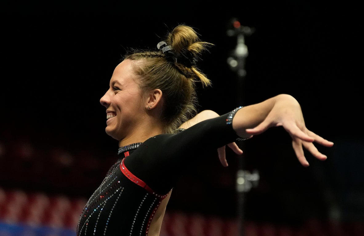 Extraordinary photos from the NCAA Tuscaloosa Gymnastics Regional