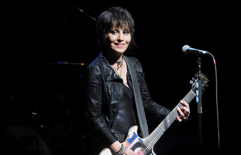 Christine McVie, Debbie Harry, Joan Jett, Gwen Stefani, Patti Smith, Shirley Manson, Chrissie Hynde, Courtney Love, Dolores O'Riordan, Grace Slick, Brody Dalle, Lita Ford, Sinéad O'Connor, Florence Welch, PJ Harvey