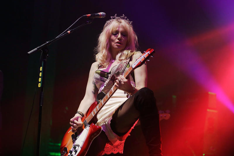 Christine McVie, Debbie Harry, Joan Jett, Gwen Stefani, Patti Smith, Shirley Manson, Chrissie Hynde, Courtney Love, Dolores O'Riordan, Grace Slick, Brody Dalle, Lita Ford, Sinéad O'Connor, Florence Welch, PJ Harvey