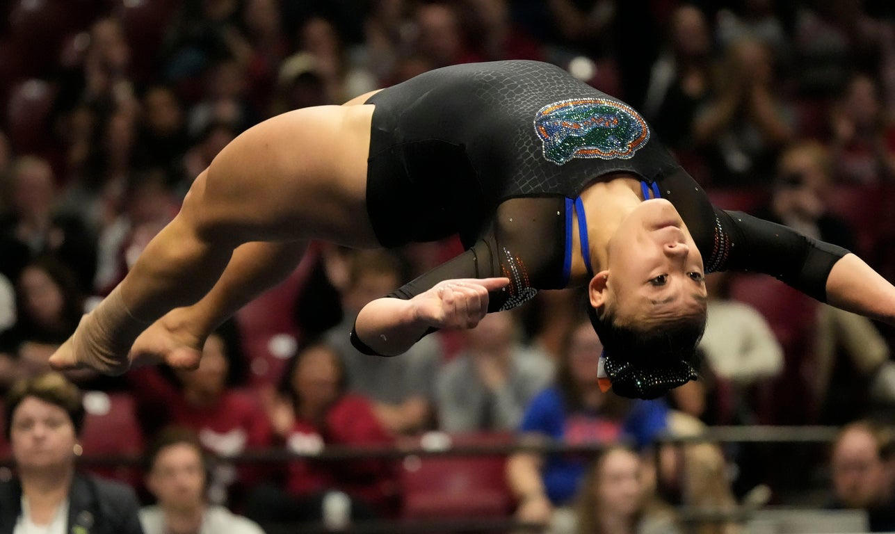 Dazzling photos from Sunday's NCAA Gymnastics Tuscaloosa Regional