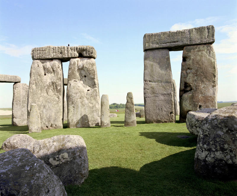 New way to look at history Stonehenge, UNESCO World Heritage Site, Summer and winter solstices, Religious significance, Political alliance, Deliberate, Political, World of ancient communities, First contact, Beaker people, New way to look at history