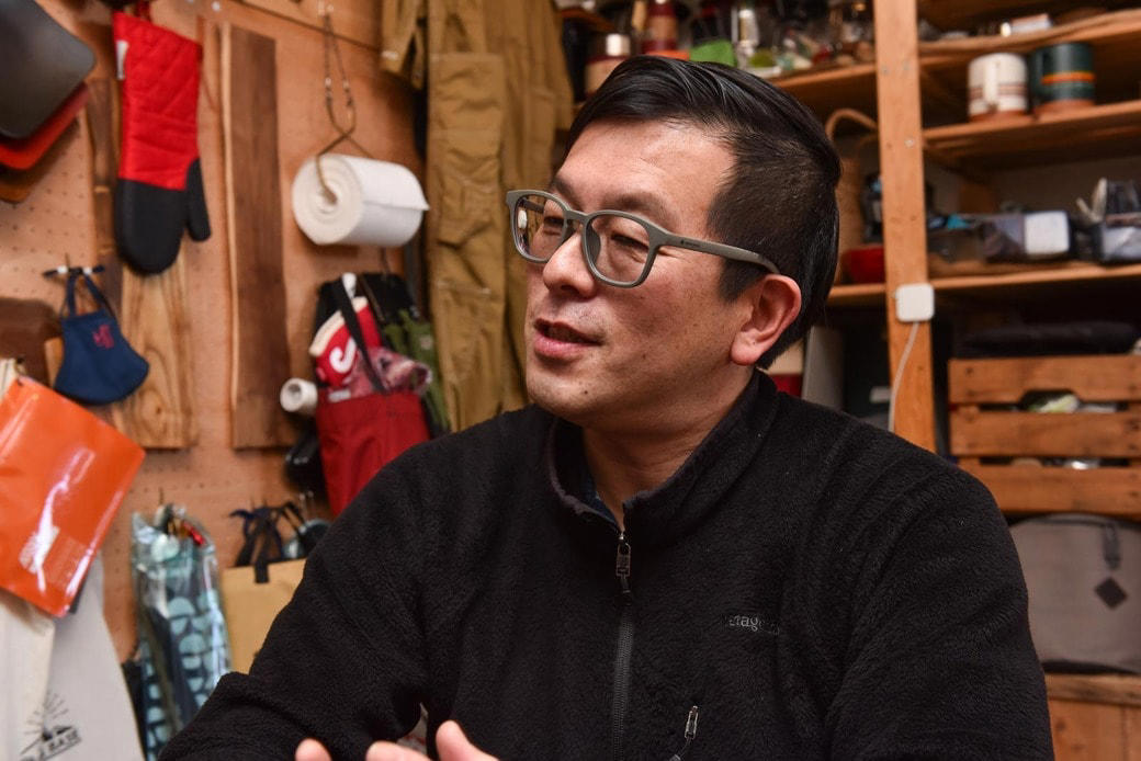 単身赴任という名の旅。その拠点としての家, サラリーマン生活は「一期一会」の連続, 理想の住まいの完成と単身赴任のはじまり, 新たな自分を開拓するために「買う」, 釧路湿原の夜がDIY生活の原点, 富士山のふもとに宮本さんが手作りした小屋