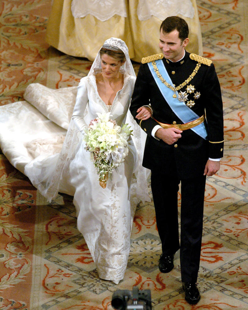 Letizia Ortiz Lady Diana Spencer, Pippa Middleton, Audrey Hepburn, Letizia Ortiz, Meghan Markle, Yoko Ono, Camilla Parker Bowles, Elizabeth Taylor, Wallis Simpson, Zara Phillips, Nicky Hilton, Grace Kelly, Michelle Obama, Autumn Kelly, Serena Stanhope, Princess Margaret, Mia Farrow, Poppy Delevingne