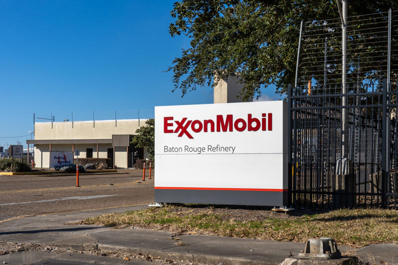 18. ExxonMobil (85.20) 30. Intel (83.76), 29. Pfizer (83.97), 28. Coca-Cola (83.97), 27. Danaher (83.98), 26. Walmart (84.41), 24. Booz Allen Hamilton (84.45), 22. Morgan Stanley (84.51), 21. Honeywell (84.91), 20. Citigroup (84.44), 18. ExxonMobil (85.20), 16. Hewlett Packard Enterprise (85.76), 14. JPMorgan Chase (86.27), 12. KPMG (86.85), 10. Ernst & Young (87.11), 8. Deloitte (87.50), 6. PwC (89.55), 4. Accenture (90.69), 2. IBM (93.02)
