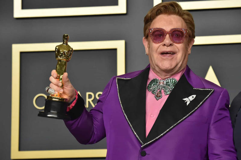 Elton John Brad Pitt, Justin Bieber, The 1975, Lady Gaga, Joe Biden, Morgan Freeman, and Mark Zuckerberg, Chris Brown, Selena Gomez, The Beatles, Tyler, The Creator, Harrison Ford, Jon Bon Jovi, Alec Baldwin, Miley Cyrus, Katy Perry, Martin Scorsese, Sacha Baron Cohen, Boy George, Martha Stewart, Mike Tyson, Paris Hilton, Russell Brand, Snoop Dogg, Elton John, Lily Allen, Christian Slater, Busta Rhymes