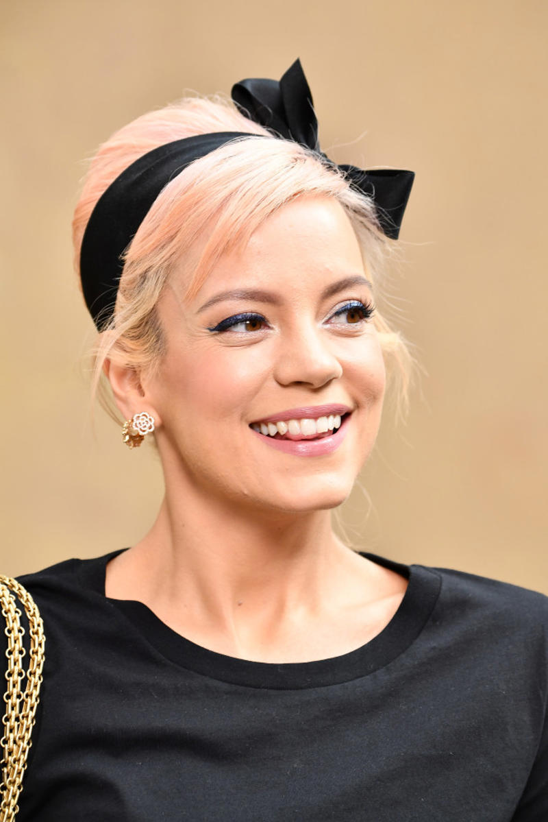 Lily Allen Brad Pitt, Justin Bieber, The 1975, Lady Gaga, Joe Biden, Morgan Freeman, and Mark Zuckerberg, Chris Brown, Selena Gomez, The Beatles, Tyler, The Creator, Harrison Ford, Jon Bon Jovi, Alec Baldwin, Miley Cyrus, Katy Perry, Martin Scorsese, Sacha Baron Cohen, Boy George, Martha Stewart, Mike Tyson, Paris Hilton, Russell Brand, Snoop Dogg, Elton John, Lily Allen, Christian Slater, Busta Rhymes