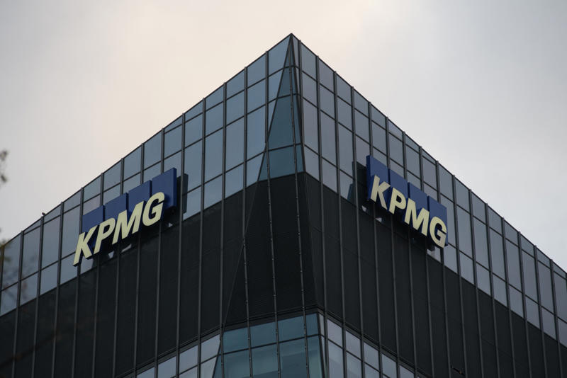 12. KPMG (86.85) 30. Intel (83.76), 29. Pfizer (83.97), 28. Coca-Cola (83.97), 27. Danaher (83.98), 26. Walmart (84.41), 24. Booz Allen Hamilton (84.45), 22. Morgan Stanley (84.51), 21. Honeywell (84.91), 20. Citigroup (84.44), 18. ExxonMobil (85.20), 16. Hewlett Packard Enterprise (85.76), 14. JPMorgan Chase (86.27), 12. KPMG (86.85), 10. Ernst & Young (87.11), 8. Deloitte (87.50), 6. PwC (89.55), 4. Accenture (90.69), 2. IBM (93.02)