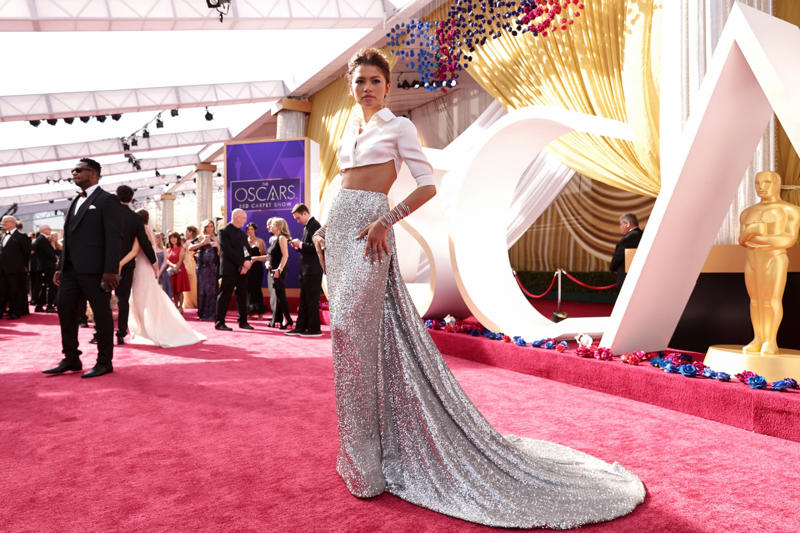 Gwyneth Paltrow, Kate Hudson, Angelina Jolie, Hilary Swank, Michelle Williams, Olivia Wilde, Eva Mendes, Anne Hathaway, Chloë Sevigny, Zoe Saldaña, Sandra Bullock, Emma Stone, Mila Kunis, Diane Kruger, Kirsten Dunst, Eva Longoria, Emily Blunt, Kerry Washington, Taylor Swift, Charlize Theron, Jessica Chastain, Selena Gomez, Taraji P. Henson, Ava DuVernay, Emma Roberts, Lady Gaga, Janelle Monáe, Margot Robbie, Halle Berry, Reese Witherspoon, Jada Pinkett Smith, Cara Delevingne, Nicole Kidman