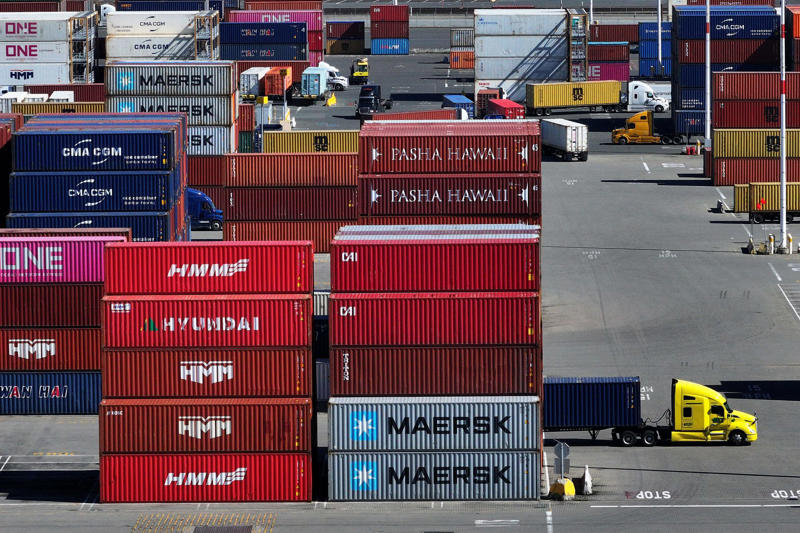 Active commerce US and China Agree 90-Day Tariff Truce, Cut Rates by 115%, A success, Relief for the world, Who had the upper hand?, Who suffered more?, Lowering tariffs, A drop in exports to the US, An overall growth, New destinations, Overall US exports