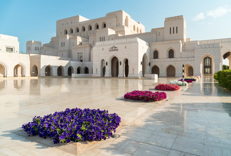 7. Oman (39%) 19. Gabon (18.7%), 17. Germany (20%), 15. Kazakhstan (20%), 13. Israel (23%), 11. Switzerland (27% ), 9. Australia (30%), 7. Oman (39%), 5. Singapore (43%), 3. Kuwait (69%), 1. United Arab Emirates (88%), 10. Philippines (0.21%), 8. North Korea (0.19%), 6. Myanmar (0.14%), 4. Indonesia (0.13%), 3. Vietnam (0.08%), 2. China (0.07%)
