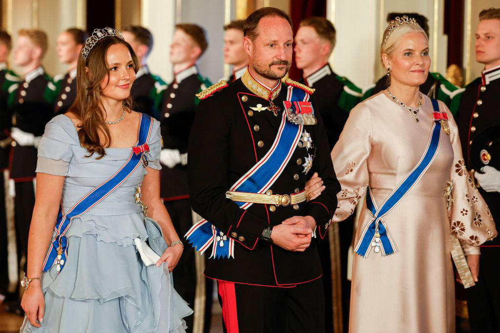 "Southern girl", She was a single mother, Her Prince Charming, She married into the royal family in 2001, Welcoming two more children, She has chronic lung disease, A future queen?, The Epstein messages and fallout