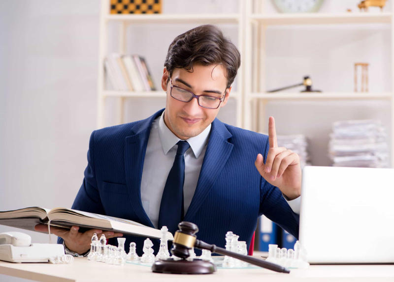 Introduction of the Queen Early beginnings, How it came about, Terminology, Worldwide spread, Chinese version, European version, The Church and chess, Romantic chess, Competitive chess, Computerized chess, Chess today, Chess in popular culture