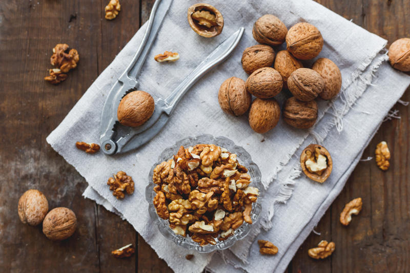 Anti-inflammatory foods: walnuts Brazil nut, Major Brazil-nut producing countries, Hazelnut, Macadamia, Chestnut, Pistachio, Pine nut