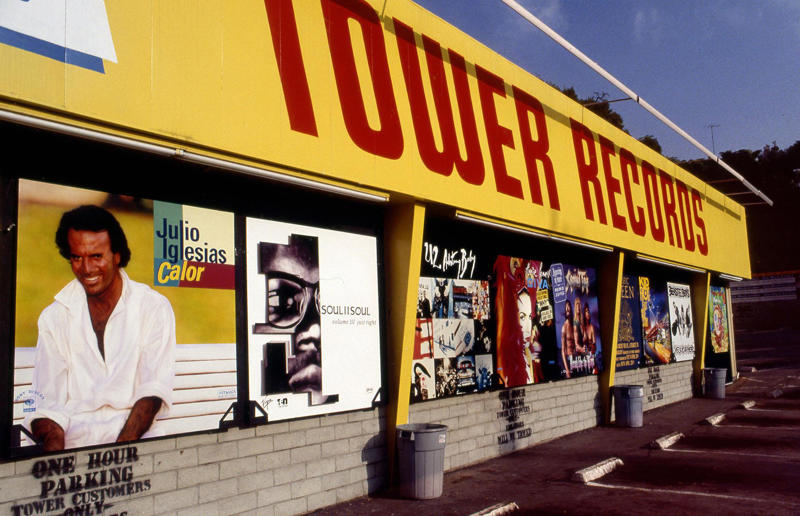 Beloved US stores that have closed their doors, Tower Records, Pets.com, Circuit City, Blockbuster, The Bon-Ton, Toys R Us, Stein Mart, Lord &amp; Taylor, Stage Stores, Family Video, Fry's Electronics, Woolworth's