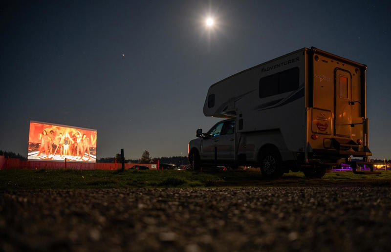 12. Bay Drive-In Theatre, Alexandria Bay, New York, 11. Coyote Drive-In, Fort Worth, Texas, 10. Stars and Stripes Drive-In Theatre, New Braunfels, Texas, 9. Spud Drive-In Theater, Teton Valley, Idaho, 8. Wellfleet Drive-In Theater, Wellfleet, Massachusetts, 7. Skyline Drive-In Theater, Shelton, Washington, 6. Holiday Twin Drive-in, Fort Collins, Colorado, 5. Swan Drive-In Theater &amp; Diner, Blue Ridge, Georgia, 4. Georgetown Drive-in, Georgetown, Indiana, 3. Northfield Drive-In Theater, Hinsdale, New Hampshire, 2. Blue Fox Drive-In Theater, Oak Harbor, Washington, 1. Four Brothers Drive-In Theater, Amenia, New York