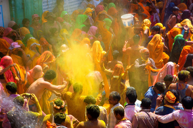 Holi (India) Boxing Day (UK/Commonwealth), May Day (UK), Dia de los Muertos (Mexico), Guy Fawkes Night (UK), Family Day (Canada), Holi (India), Puck Fair (Ireland), Festival du Voyageur (Canada), Toonik Tyme (Canada), Holidays some refuse to celebrate, Christmas (USA), Thanksgiving (USA), Columbus Day (USA), Veterans' Day (USA)