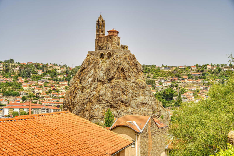 St. Michael of the Needle Chapel - Le Puy-en-Velay - France Hallgrímskirkja - Reykjavík - Iceland, The Basilica of the National Vow – Quito - Ecuador, Saint Basil's Cathedral – Moscow - Russia, The Church of the Transfiguration - Kizhi - Russia, St Paul's Cathedral – London - England, Saint Peter's Basilica – Rome - Italy, St. Michael of the Needle Chapel - Le Puy-en-Velay - France, St Patrick's Cathedral – New York - United States, Sagrada Família – Barcelona - Spain, São Francisco Church - Salvador - Brazil, Seville Cathedral - Seville- Spain, Salisbury Cathedral- Salisbury - England