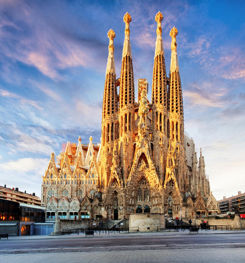 Sagrada Família – Barcelona - Spain Hallgrímskirkja - Reykjavík - Iceland, The Basilica of the National Vow – Quito - Ecuador, Saint Basil's Cathedral – Moscow - Russia, The Church of the Transfiguration - Kizhi - Russia, St Paul's Cathedral – London - England, Saint Peter's Basilica – Rome - Italy, St. Michael of the Needle Chapel - Le Puy-en-Velay - France, St Patrick's Cathedral – New York - United States, Sagrada Família – Barcelona - Spain, São Francisco Church - Salvador - Brazil, Seville Cathedral - Seville- Spain, Salisbury Cathedral- Salisbury - England