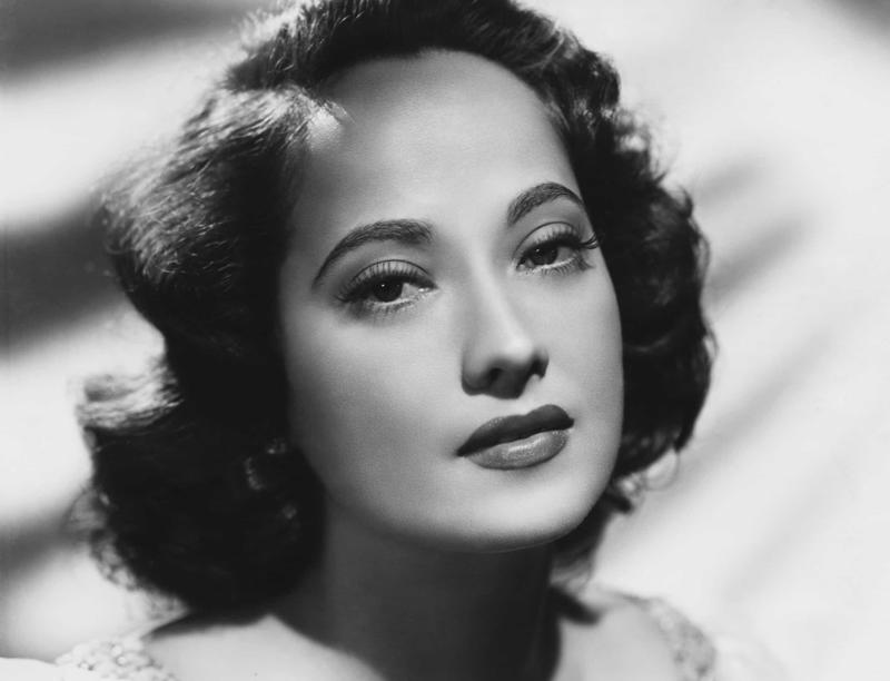 Merle Oberon (1911–1979) Erick Avari, Ben Kingsley, Joanna Lumley, Cliff Richard, George Orwell (1903–1950), Freddie Mercury (1946–1991), Vivien Leigh (1913–1967), Rudyard Kipling (1865–1936), Merle Oberon (1911–1979), Karen David, William Makepeace Thackeray (1811–1863), Julie Christie, Spike Milligan (1918–2002), Gerald Durrell (1925–1995), Engelbert Humperdinck, Peter Sarstedt (1941–2017)