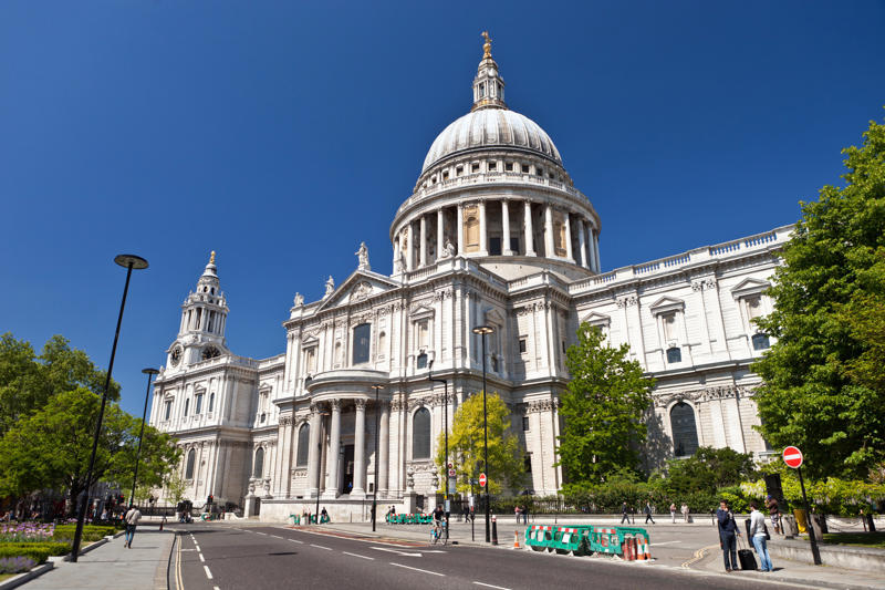 St Paul's Cathedral – London - England Hallgrímskirkja - Reykjavík - Iceland, The Basilica of the National Vow – Quito - Ecuador, Saint Basil's Cathedral – Moscow - Russia, The Church of the Transfiguration - Kizhi - Russia, St Paul's Cathedral – London - England, Saint Peter's Basilica – Rome - Italy, St. Michael of the Needle Chapel - Le Puy-en-Velay - France, St Patrick's Cathedral – New York - United States, Sagrada Família – Barcelona - Spain, São Francisco Church - Salvador - Brazil, Seville Cathedral - Seville- Spain, Salisbury Cathedral- Salisbury - England