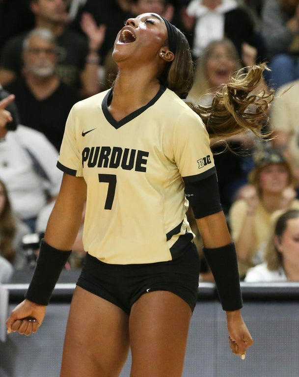 Fantastic women's volleyball photos from the 2024 college season